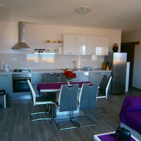 Apartment Willy Komiža Εξωτερικό φωτογραφία