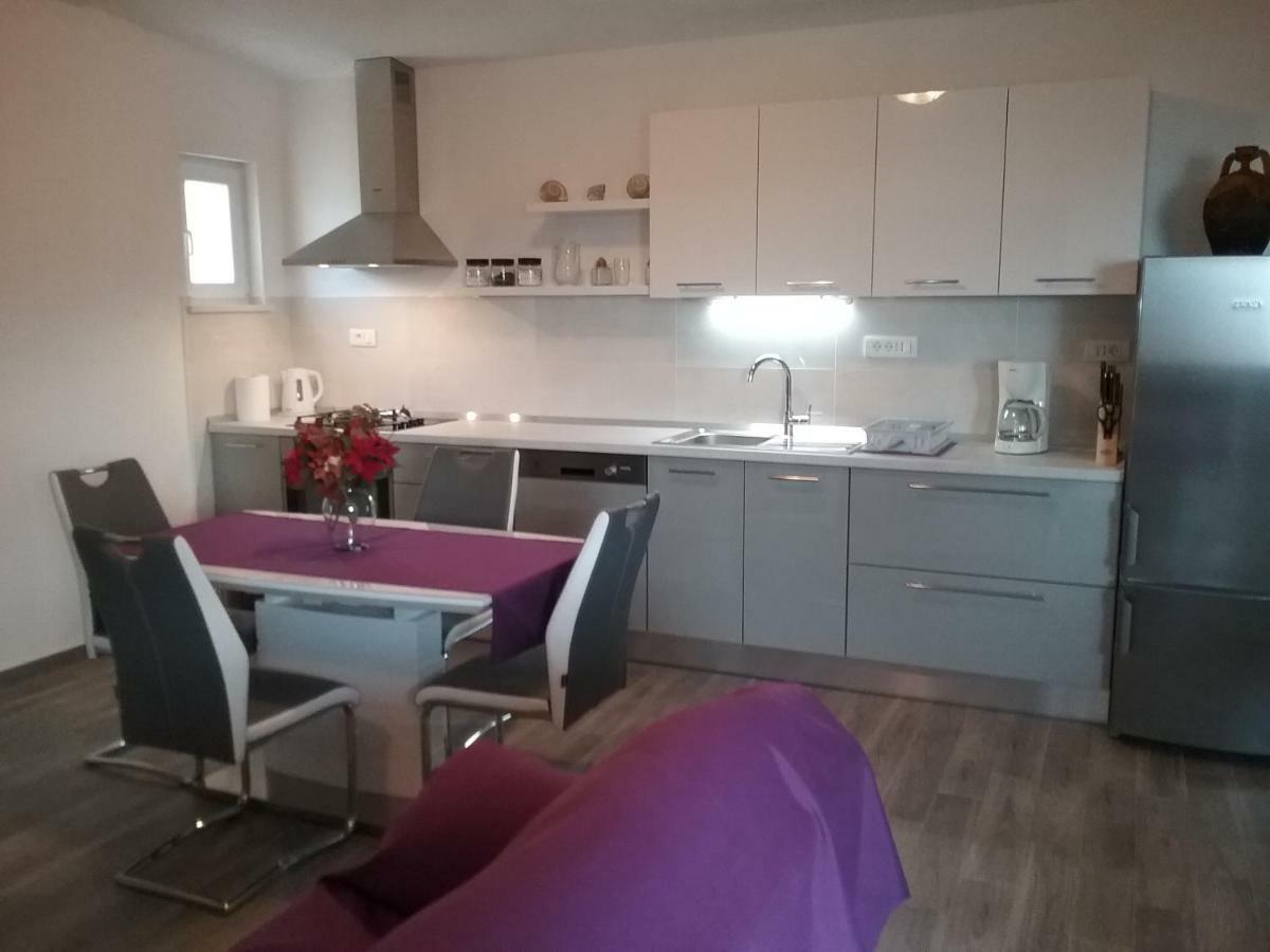 Apartment Willy Komiža Εξωτερικό φωτογραφία