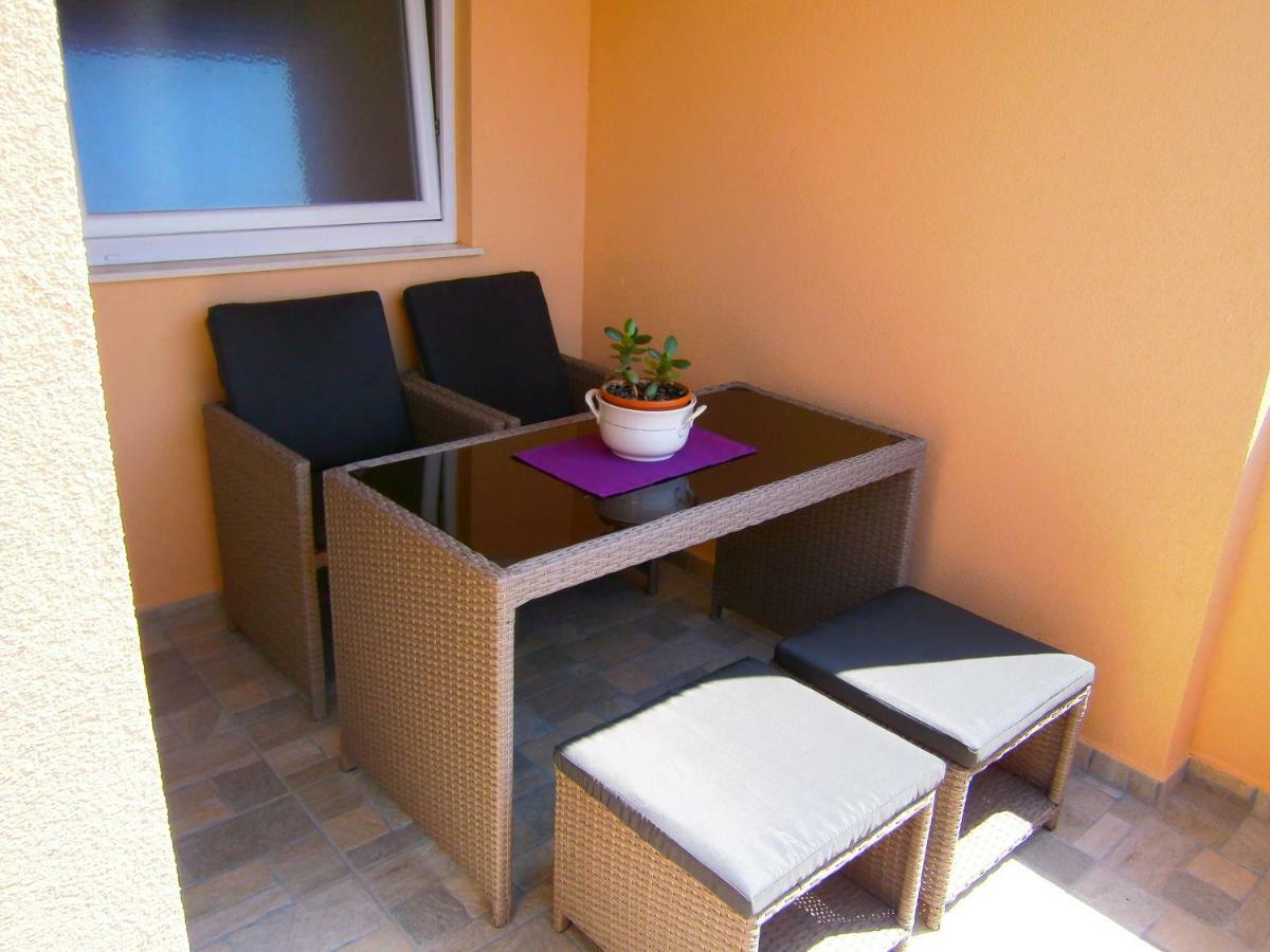 Apartment Willy Komiža Εξωτερικό φωτογραφία