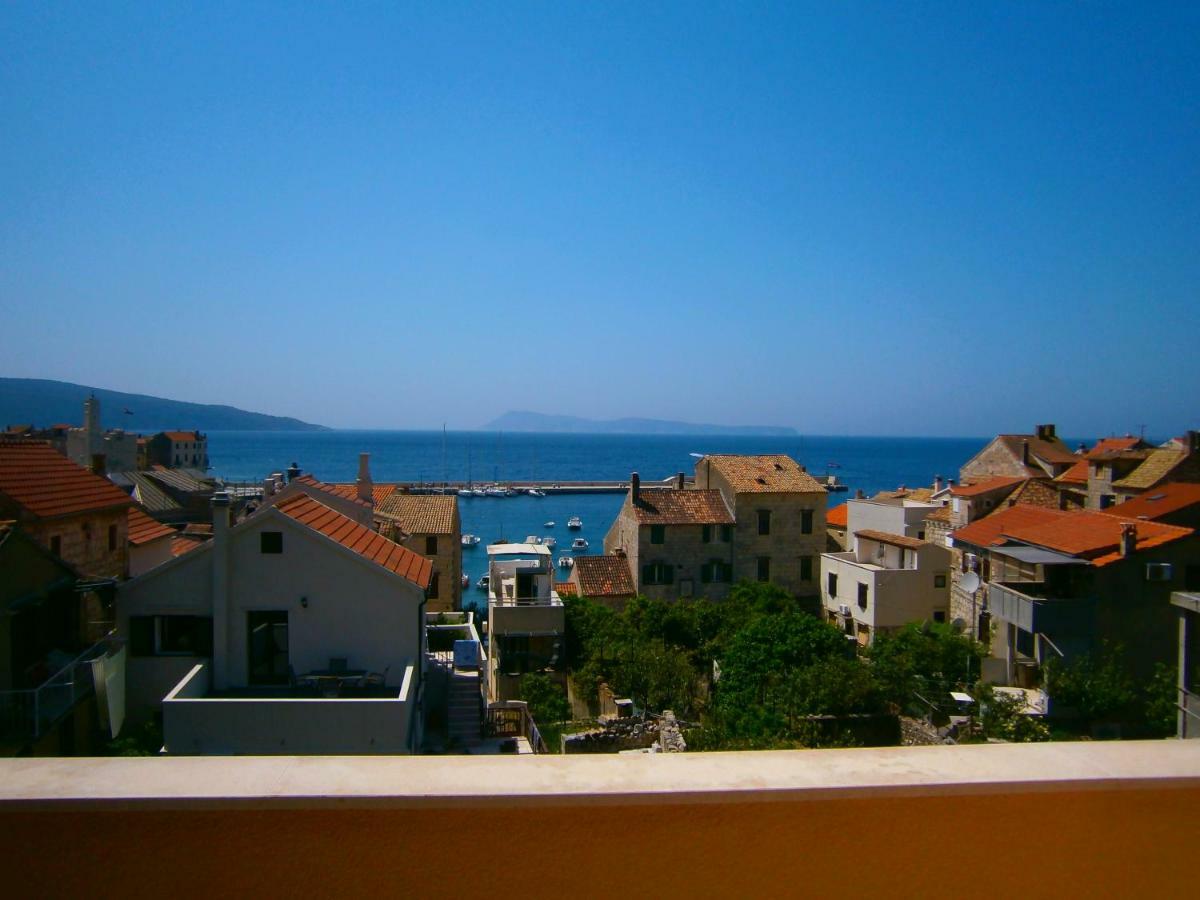 Apartment Willy Komiža Εξωτερικό φωτογραφία